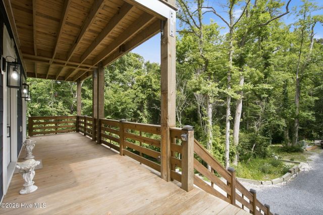 2659 Seashore Road SW, Supply, NC 28462