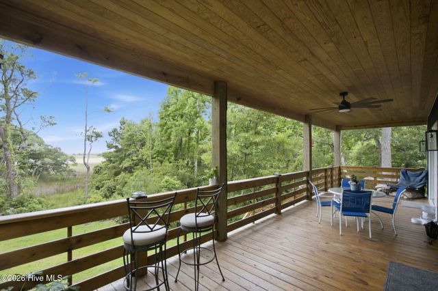 2659 Seashore Road SW, Supply, NC 28462