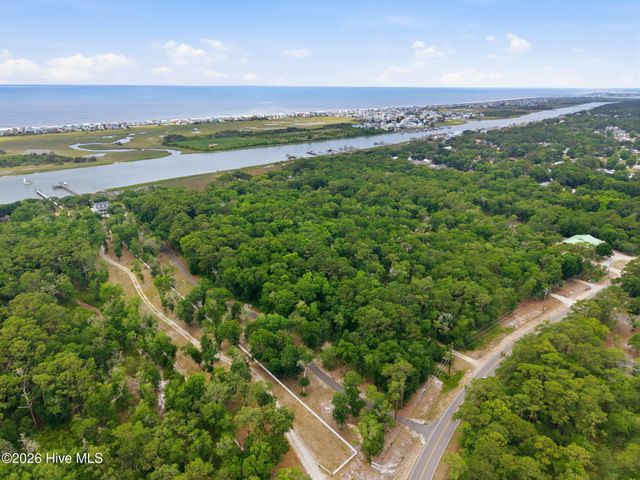 2659 Seashore Road SW, Supply, NC 28462