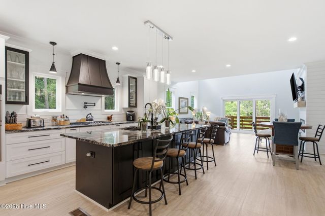 2659 Seashore Road SW, Supply, NC 28462