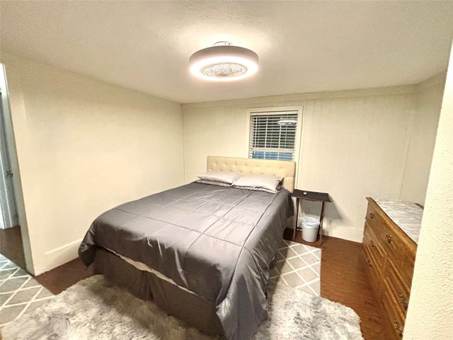 301 E 2nd Street, Bonham, TX 75418