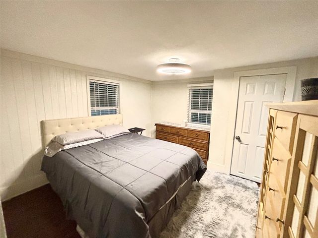 301 E 2nd Street, Bonham, TX 75418