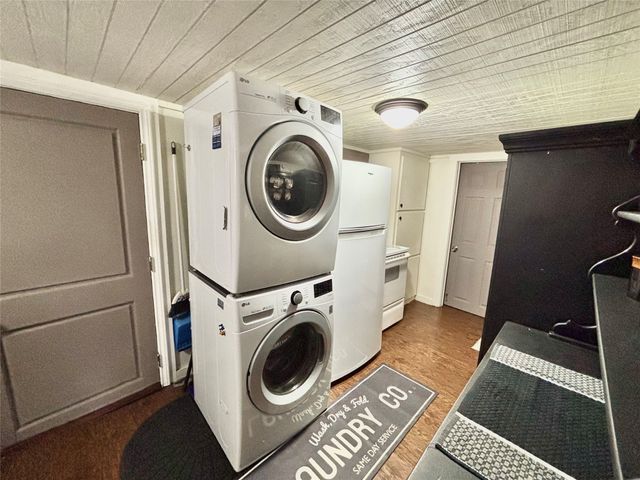 301 E 2nd Street, Bonham, TX 75418