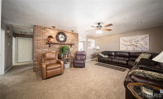 3490 County Road 6220, Jadwin, MO 65501