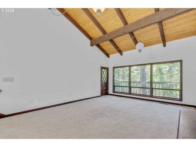 335 Nw 112TH Ave, Portland, OR 97229