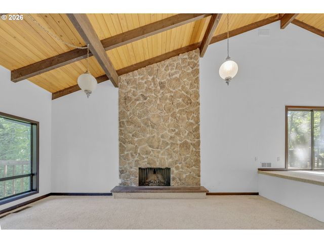 335 Nw 112TH Ave, Portland, OR 97229