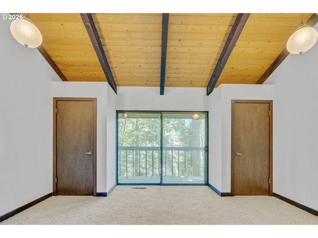 335 Nw 112TH Ave, Portland, OR 97229