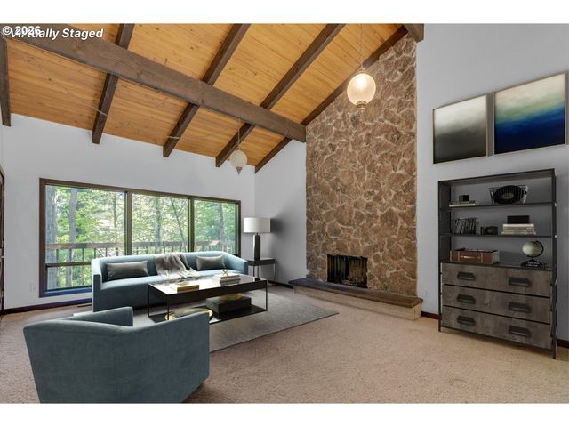 335 Nw 112TH Ave, Portland, OR 97229