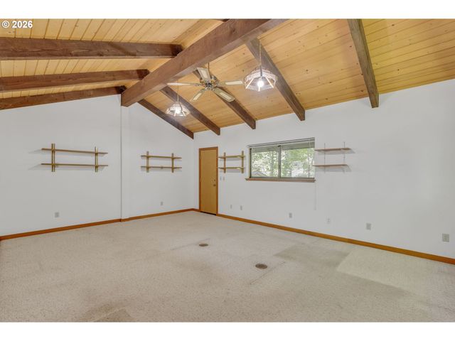 335 Nw 112TH Ave, Portland, OR 97229