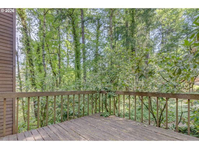 335 Nw 112TH Ave, Portland, OR 97229