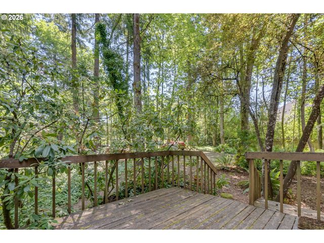 335 Nw 112TH Ave, Portland, OR 97229