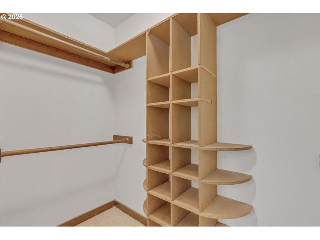 335 Nw 112TH Ave, Portland, OR 97229