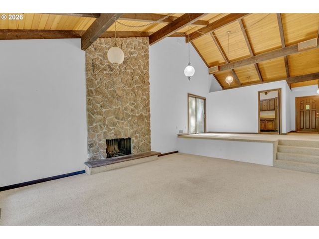 335 Nw 112TH Ave, Portland, OR 97229