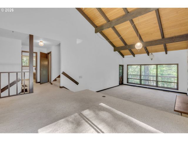 335 Nw 112TH Ave, Portland, OR 97229