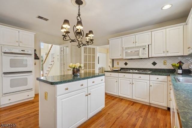 1138 William V Young Dr, Rahway City, NJ 07065