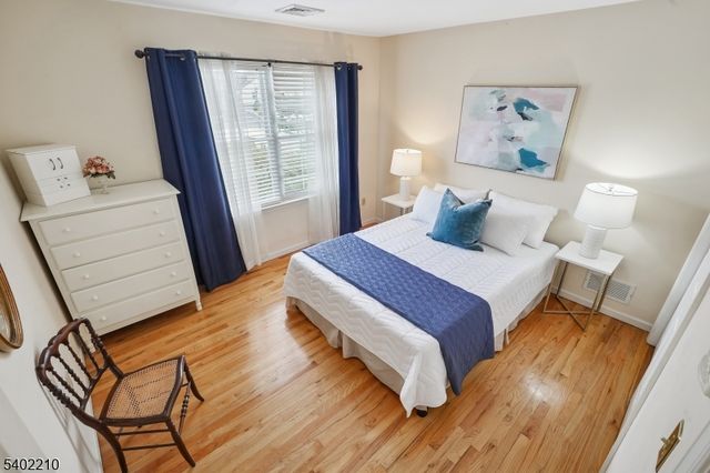 1138 William V Young Dr, Rahway City, NJ 07065