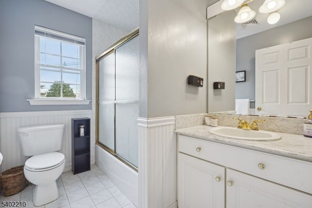 1138 William V Young Dr, Rahway City, NJ 07065