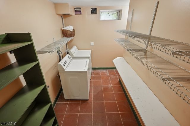 1138 William V Young Dr, Rahway City, NJ 07065