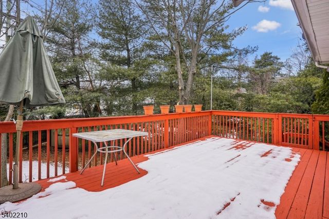 1138 William V Young Dr, Rahway City, NJ 07065