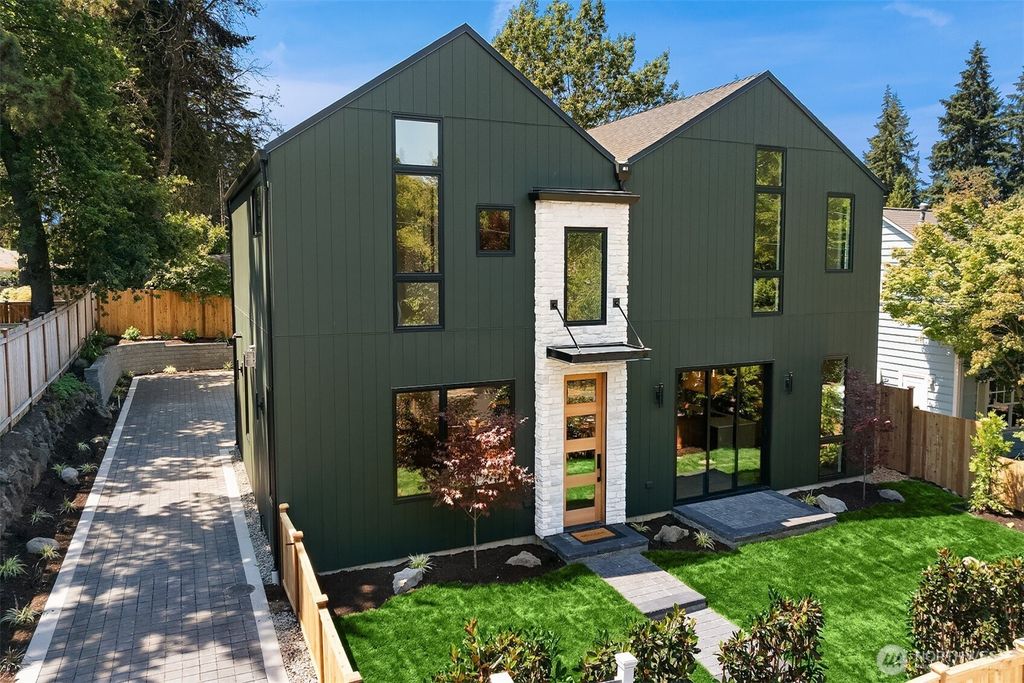 1847 4th Street, Kirkland, WA 98033