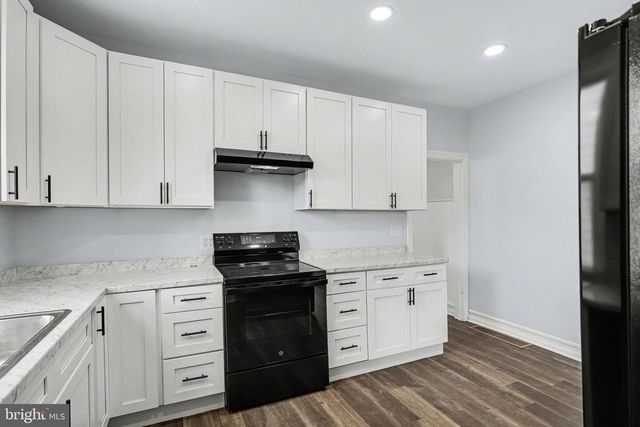 120 S 3RD ST, Lebanon, PA 17042