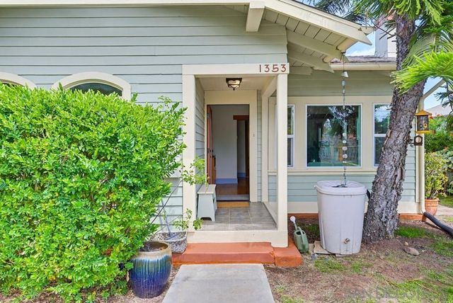1353 Edgemont, San Diego, CA 92102