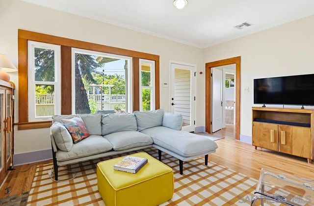 1353 Edgemont, San Diego, CA 92102