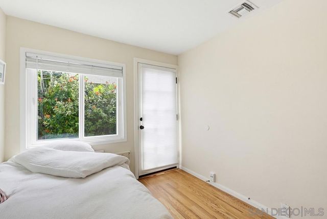 1353 Edgemont, San Diego, CA 92102