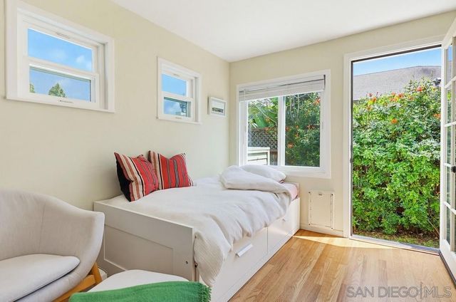 1353 Edgemont, San Diego, CA 92102