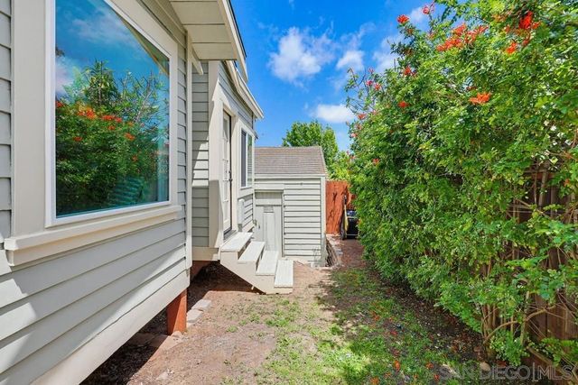 1353 Edgemont, San Diego, CA 92102