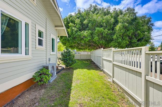 1353 Edgemont, San Diego, CA 92102