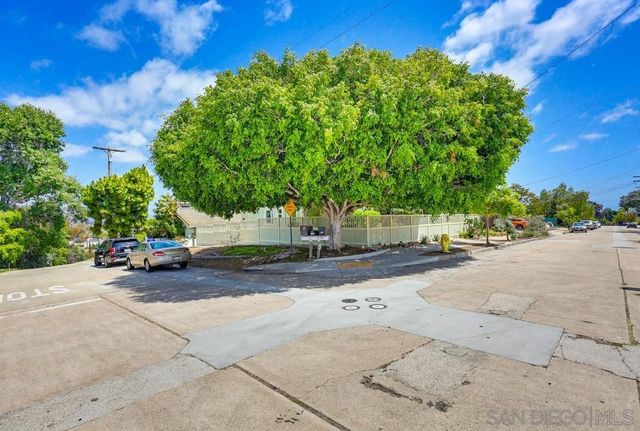 1353 Edgemont, San Diego, CA 92102