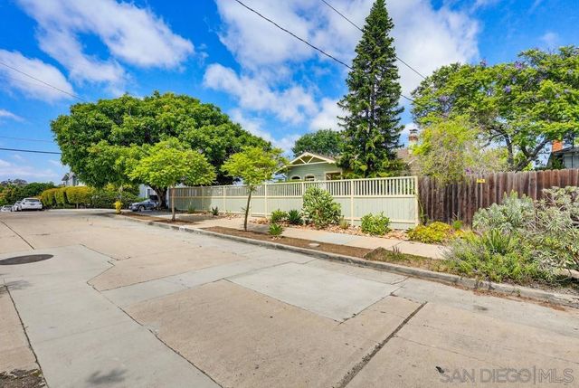 1353 Edgemont, San Diego, CA 92102
