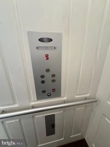 10890 SYMPHONY PARK DR, North Bethesda, MD 20852