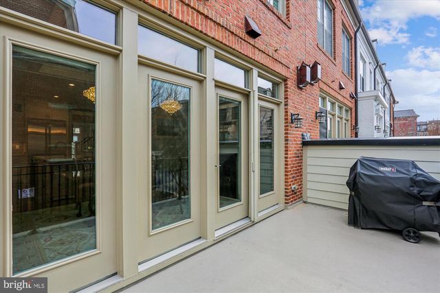 10890 SYMPHONY PARK DR, North Bethesda, MD 20852