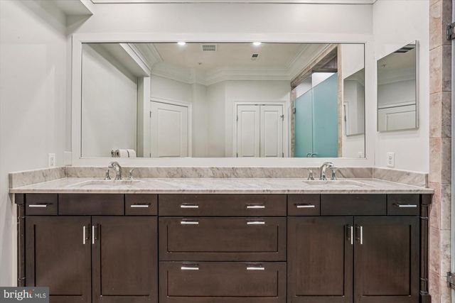 10890 SYMPHONY PARK DR, North Bethesda, MD 20852