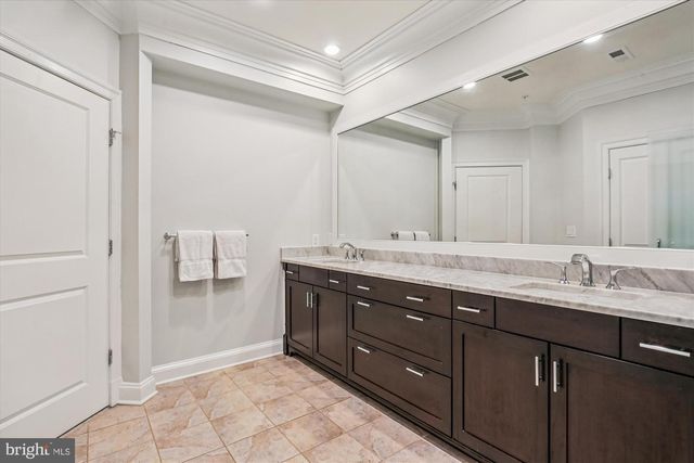 10890 SYMPHONY PARK DR, North Bethesda, MD 20852