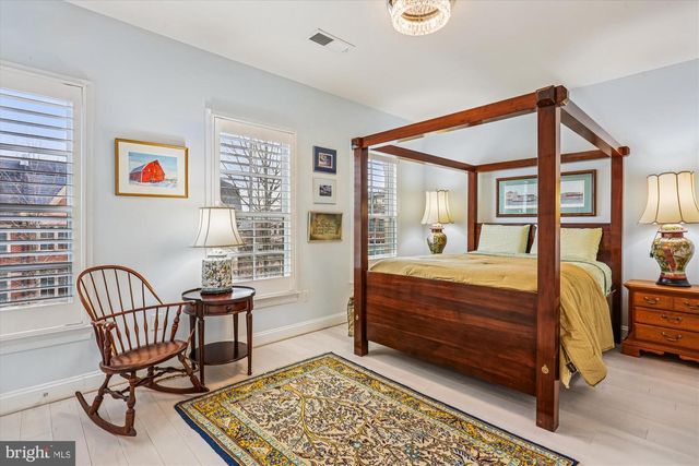 10890 SYMPHONY PARK DR, North Bethesda, MD 20852