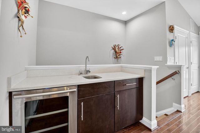 10890 SYMPHONY PARK DR, North Bethesda, MD 20852