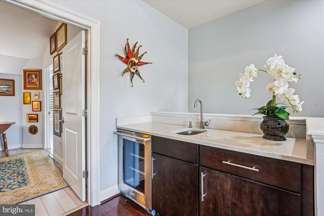 10890 SYMPHONY PARK DR, North Bethesda, MD 20852