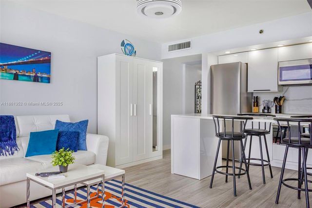 19201 Collins Ave 916, Sunny Isles Beach, FL 33160