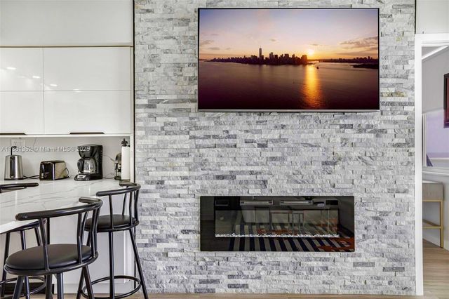 19201 Collins Ave 916, Sunny Isles Beach, FL 33160