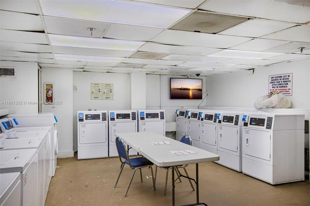 19201 Collins Ave 916, Sunny Isles Beach, FL 33160