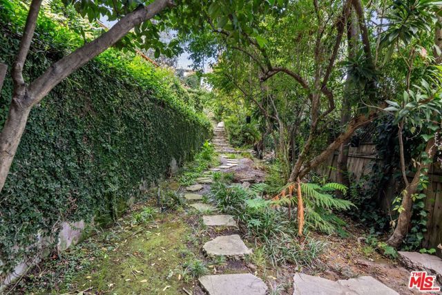13463 Rand Drive, Sherman Oaks, CA 91423