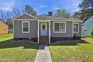 913 Bartlett Avenue, Elizabeth City, NC 27909