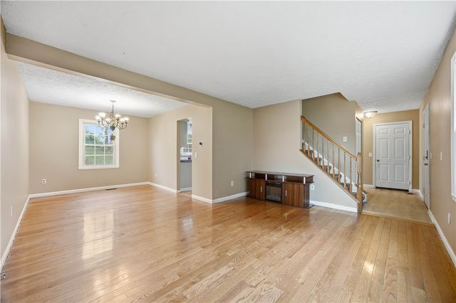 82 Cattaragus Drive, Henrietta, NY 14623