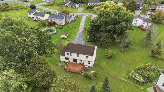 82 Cattaragus Drive, Henrietta, NY 14623