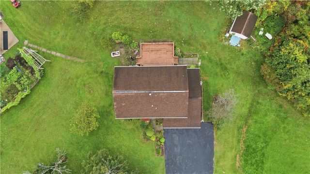 82 Cattaragus Drive, Henrietta, NY 14623