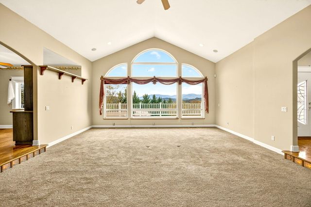 183 Azalea Drive, Merlin, OR 97532