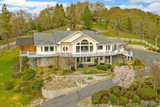 183 Azalea Drive, Merlin, OR 97532